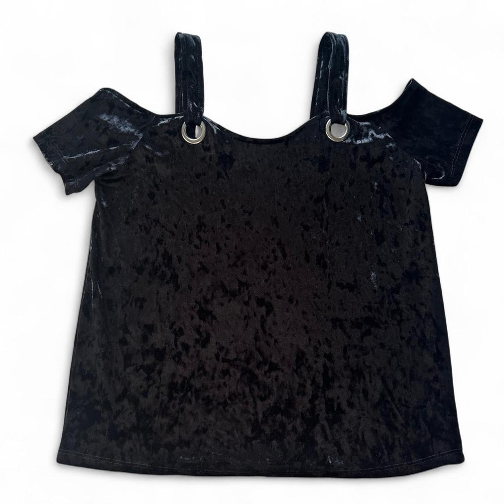 Rock & Republic Brown Velvet Top with Silver Rings